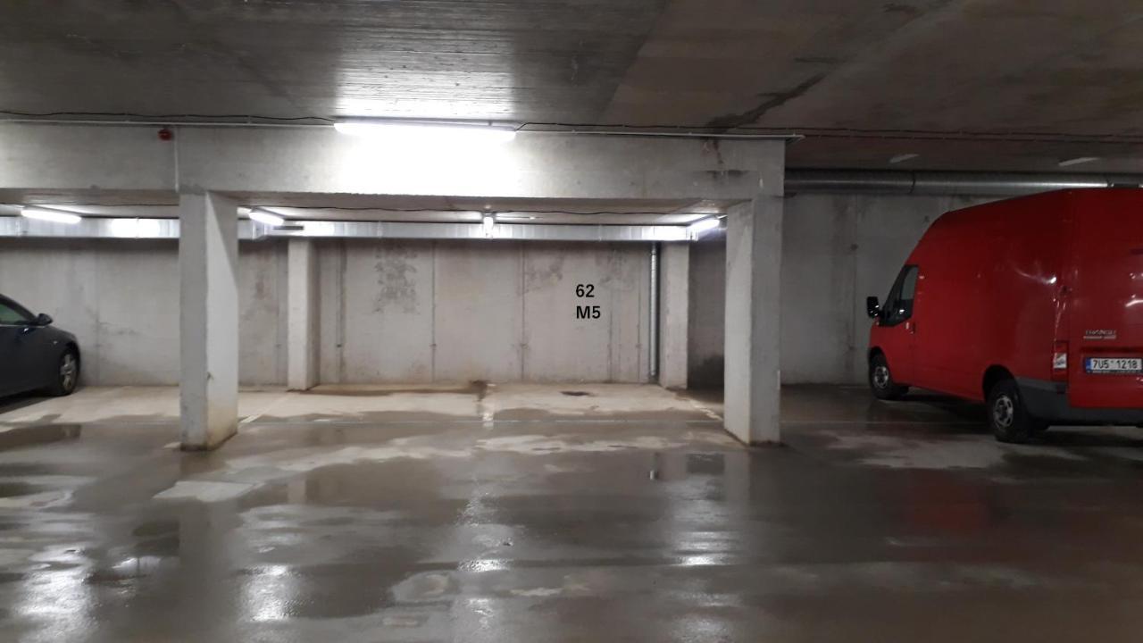 Apartman M5 ホルニー・ミーセチキ エクステリア 写真